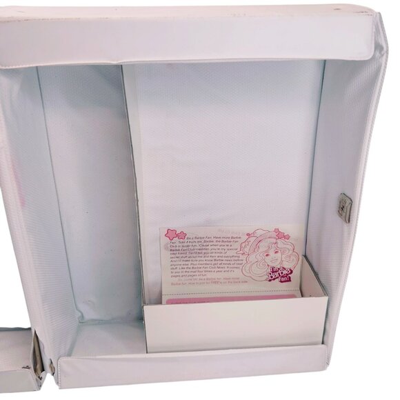 Vintage 1975 Barbie Fashion Doll Trunk Carrying Case Mattel No 1004 White & Pink - Picture 5 of 6
